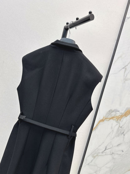CD 25fw sleeveless dress
