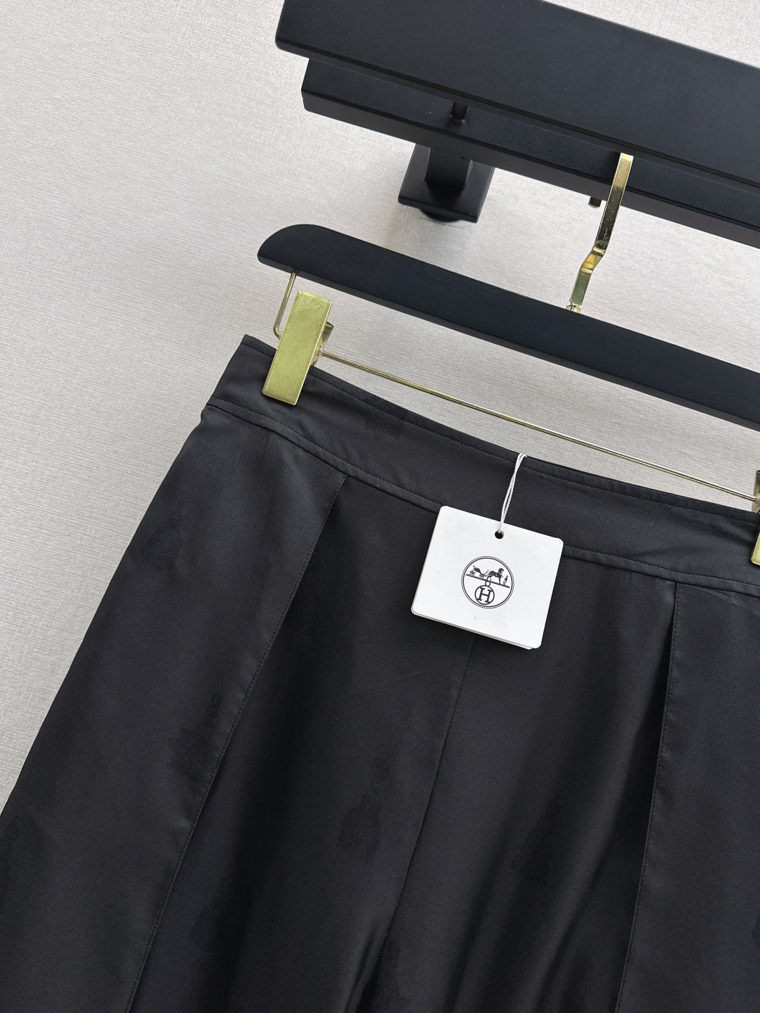 Herm 25fw silk pants