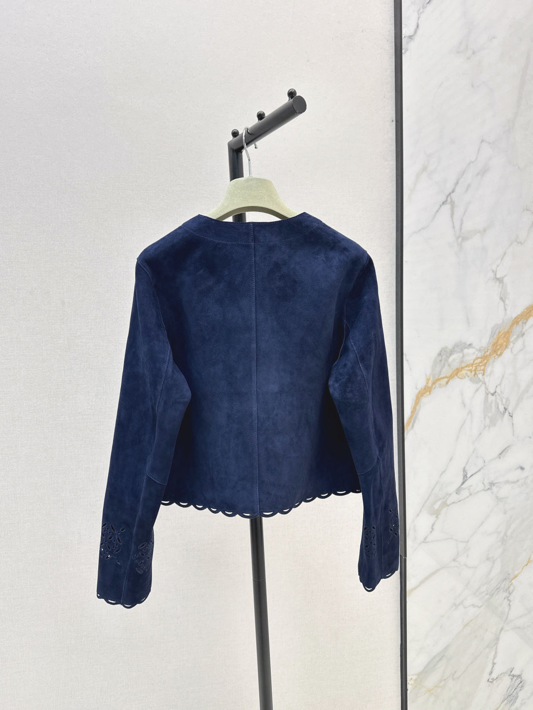 Herm 25fw embroidered suede jacket