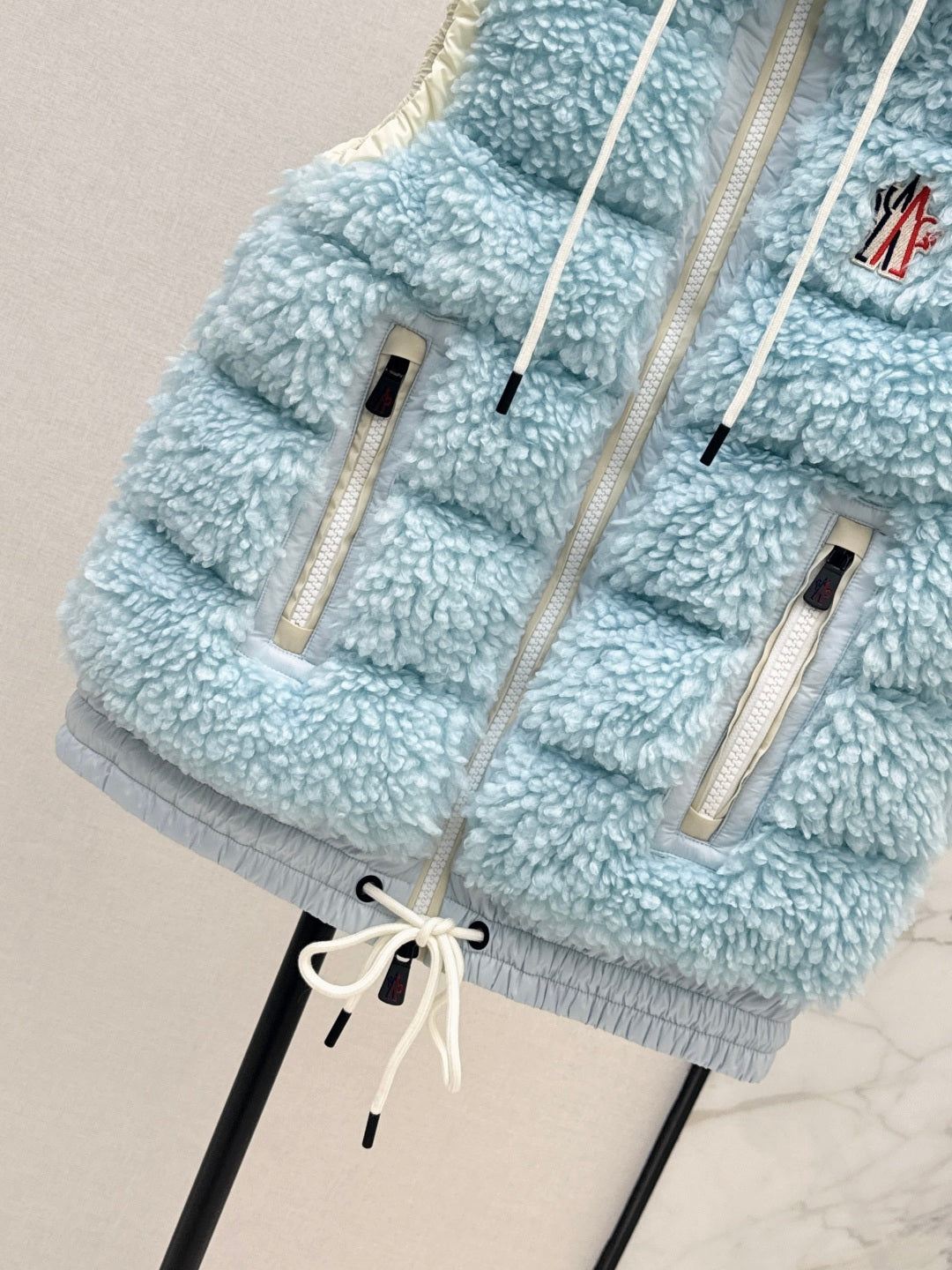 Mon 25fw down vest