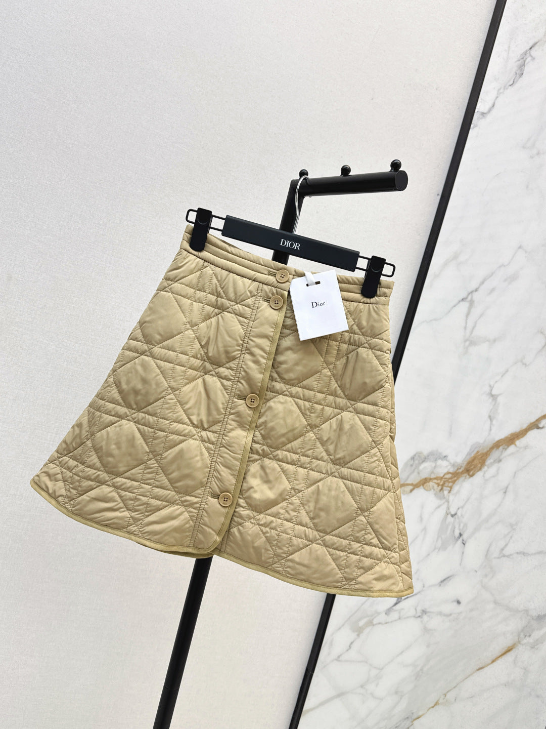 CD 25fw padded skirt