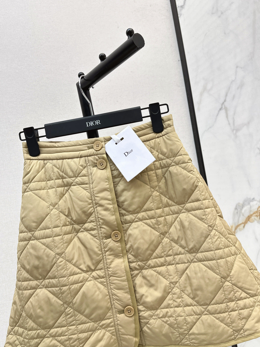 CD 25fw padded skirt