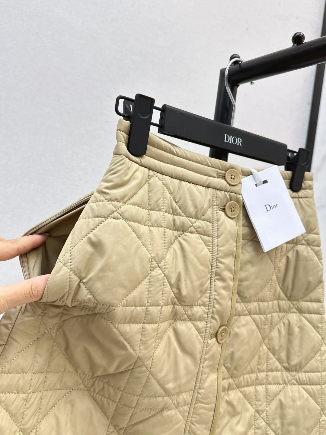 CD 25fw padded skirt