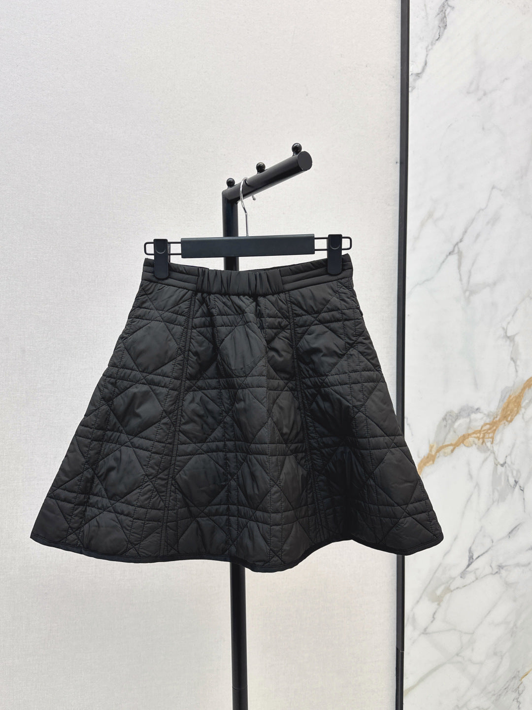 CD 25fw padded skirt