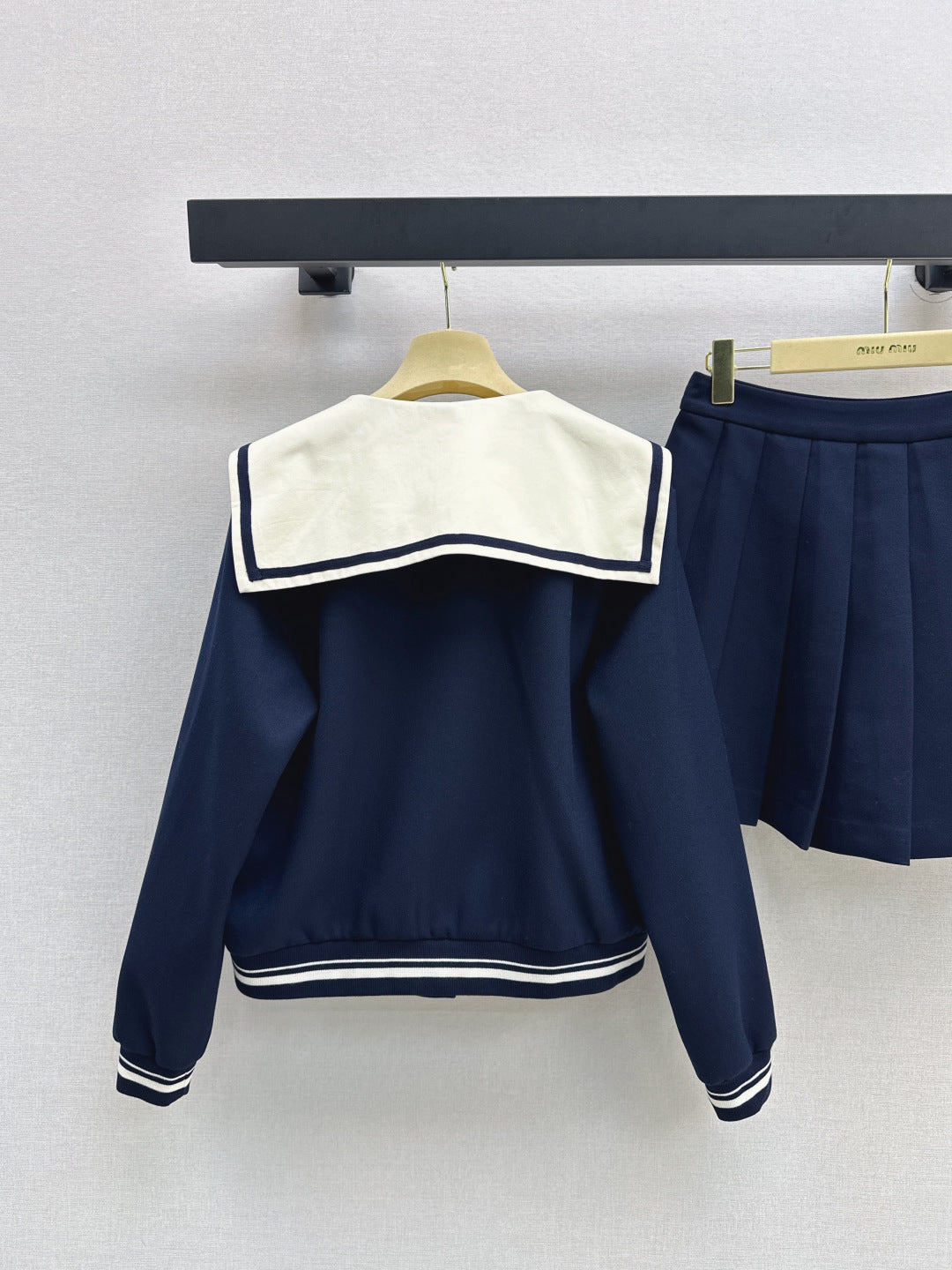 Miu 25fw navy suit