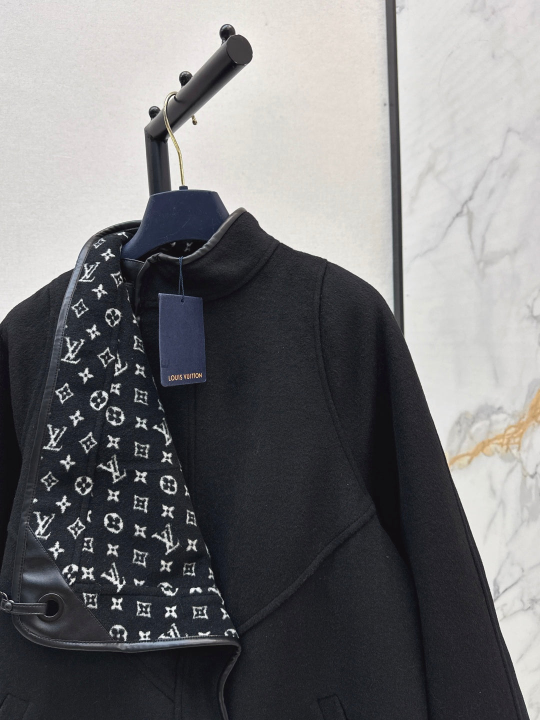 Louis 25fw reversible coat