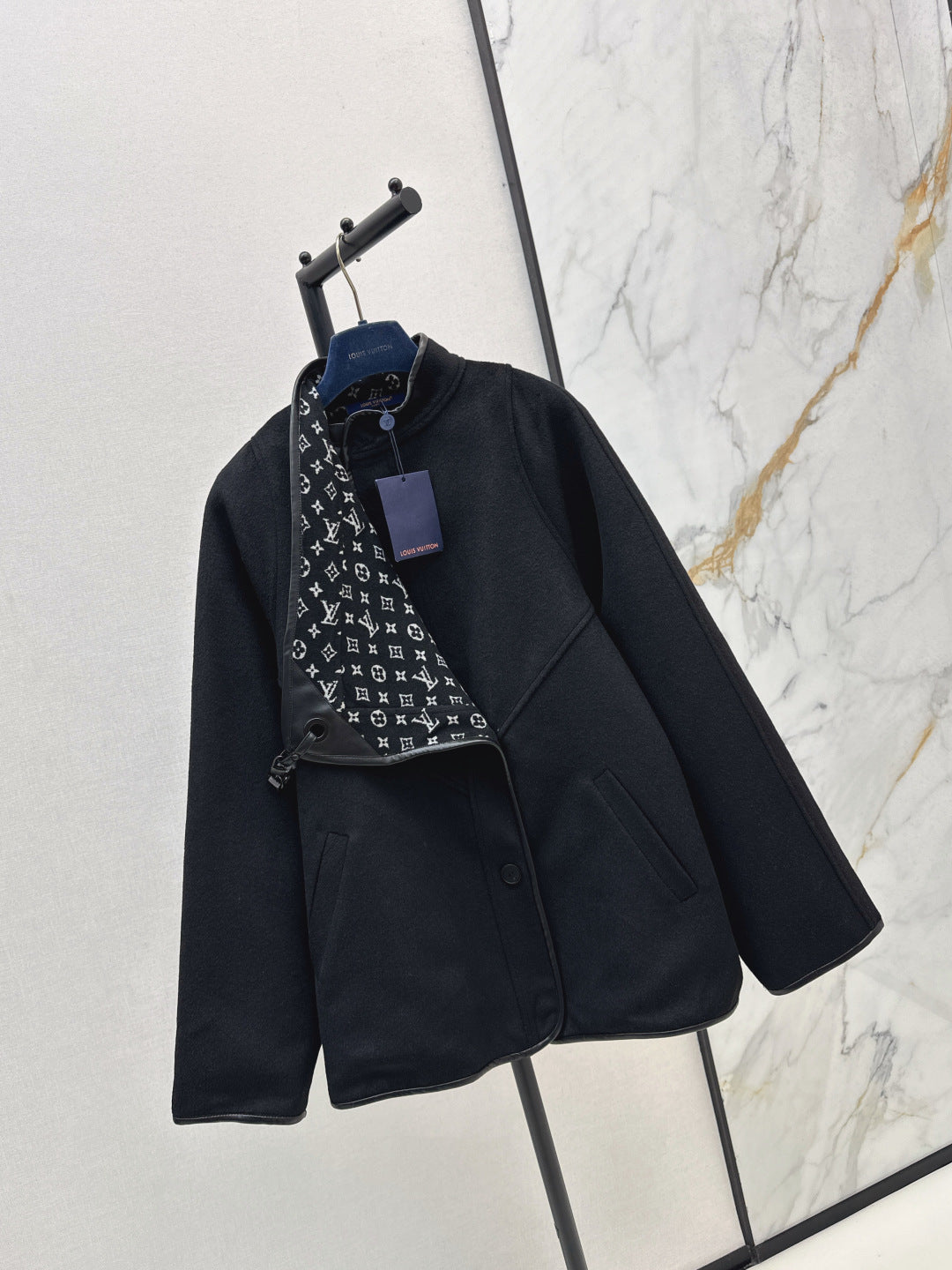 Louis 25fw reversible coat