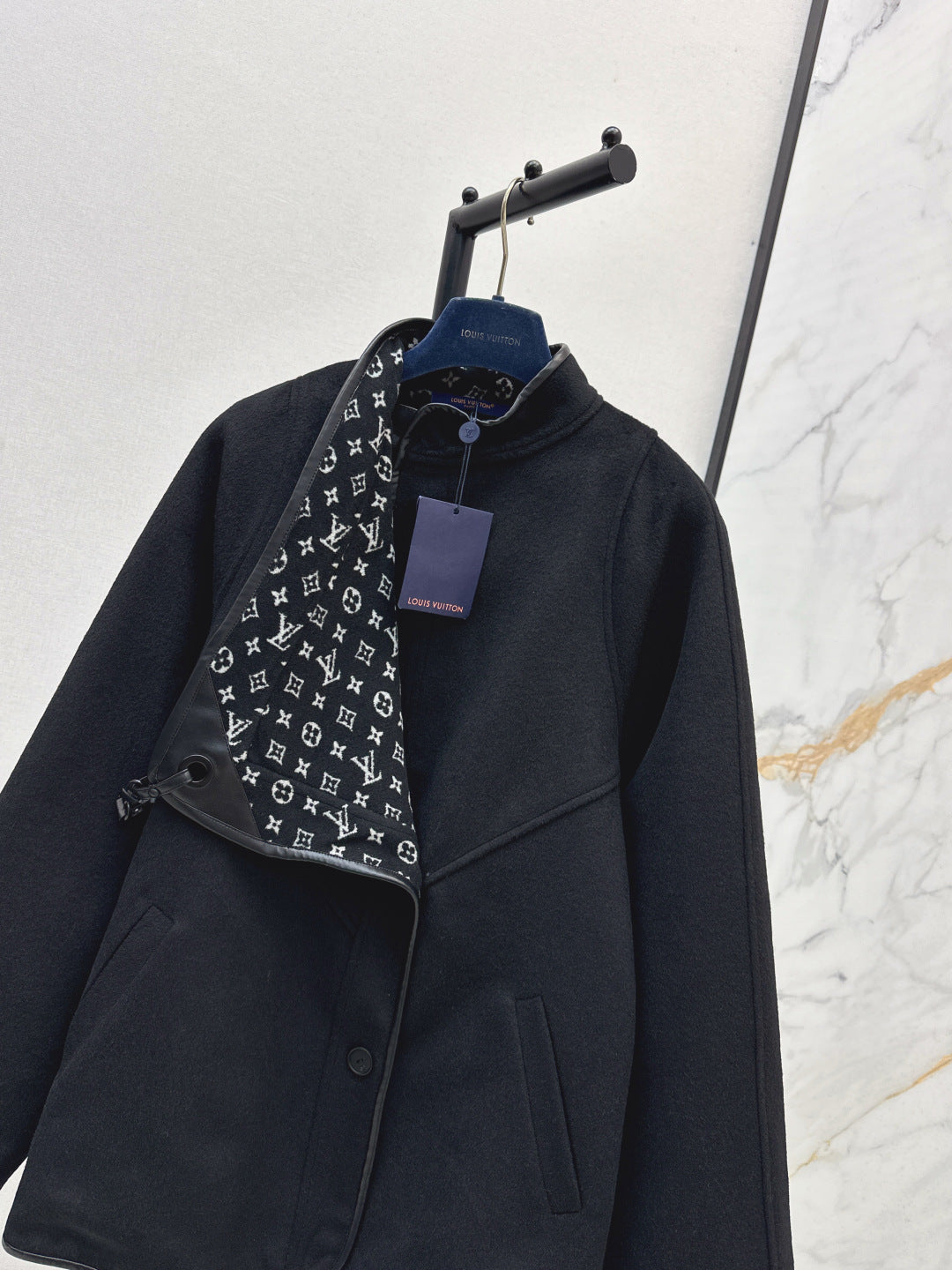 Louis 25fw reversible coat