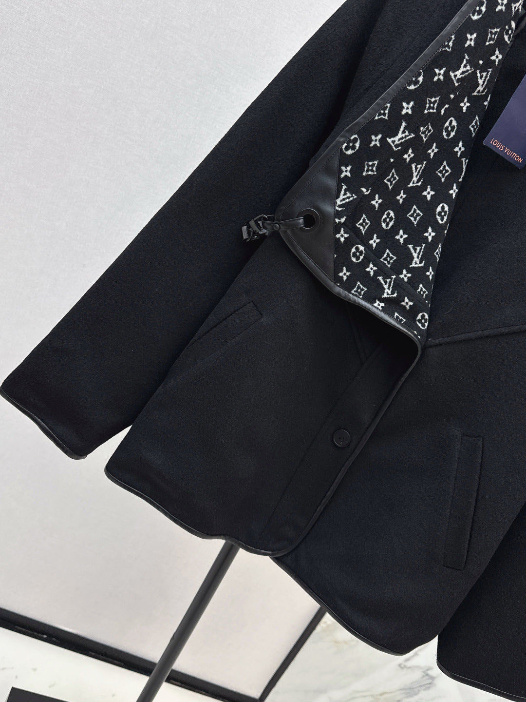 Louis 25fw reversible coat