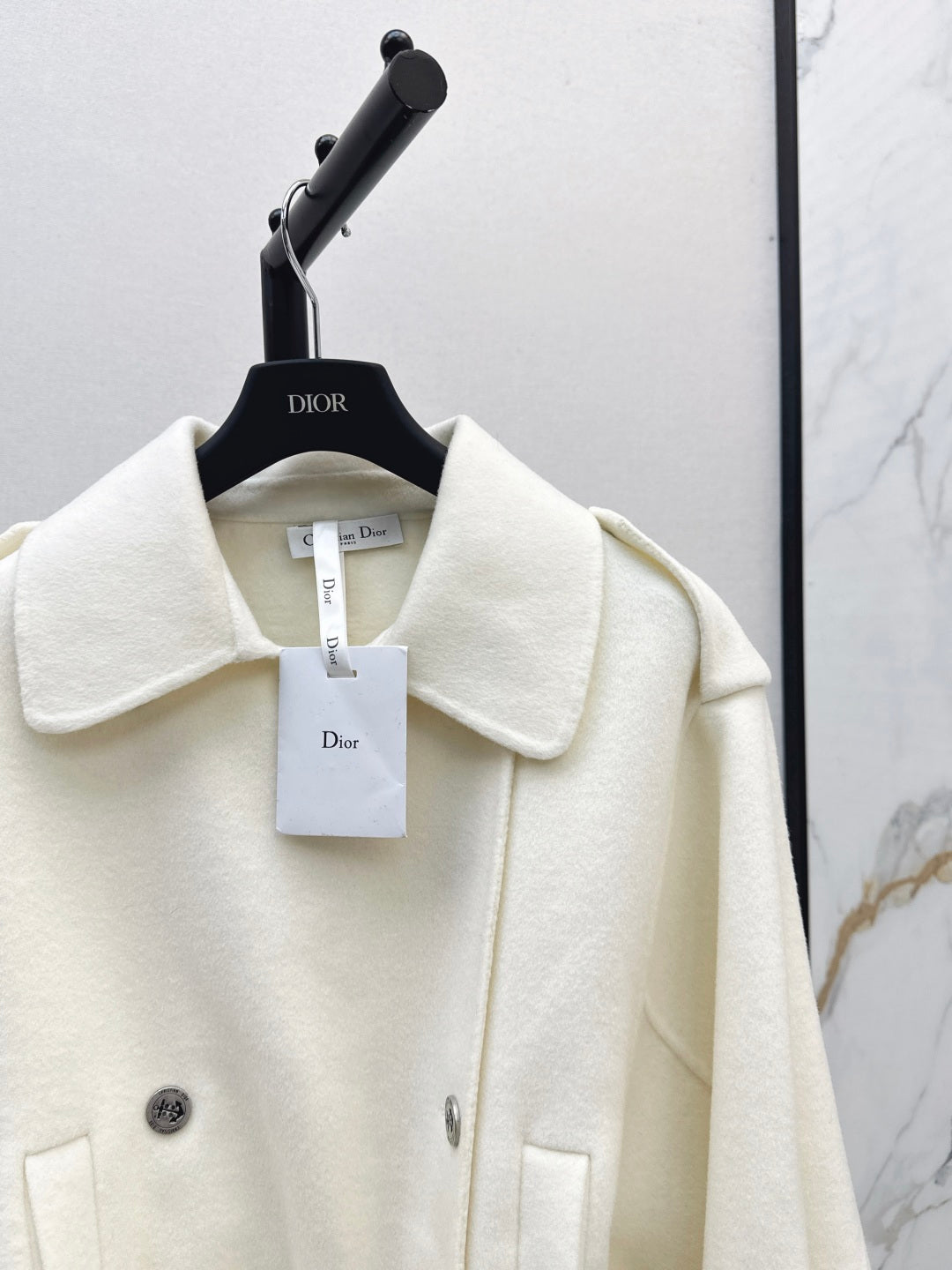 CD 25fw lapel coat