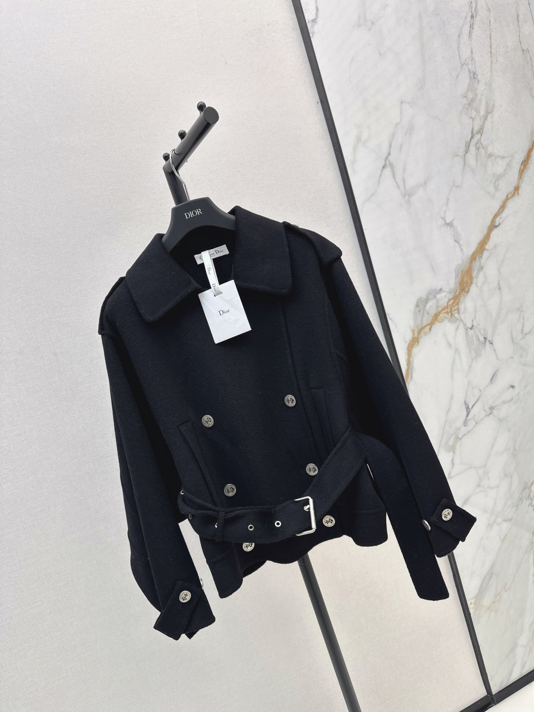 CD 25fw lapel coat