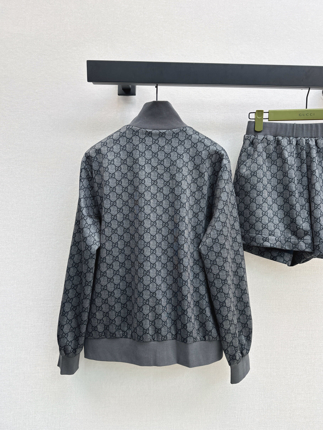 Guc 25fw jacquard tracksuit