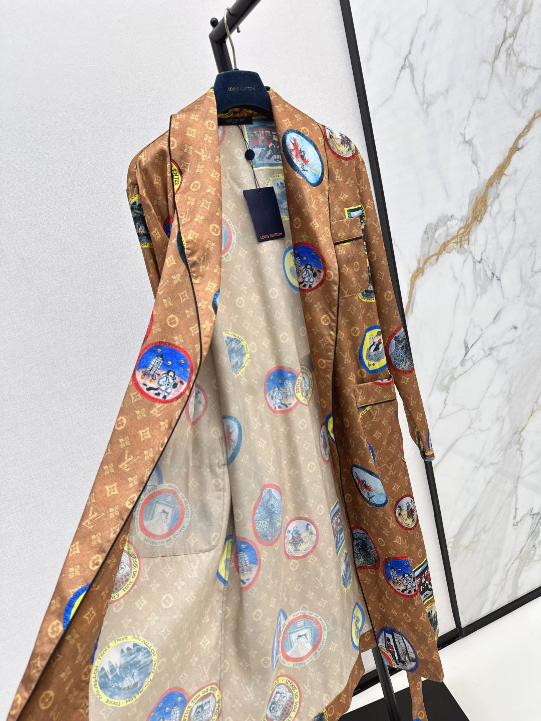 Louis 25fw printed coat