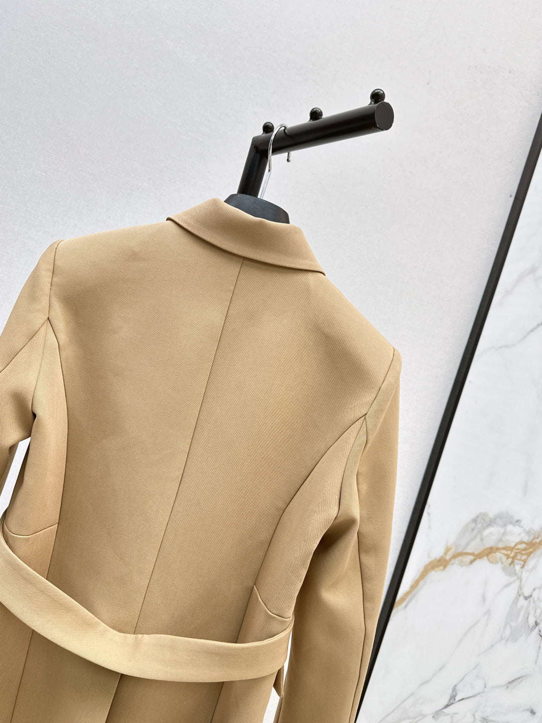 CD 25fw lapel jacket
