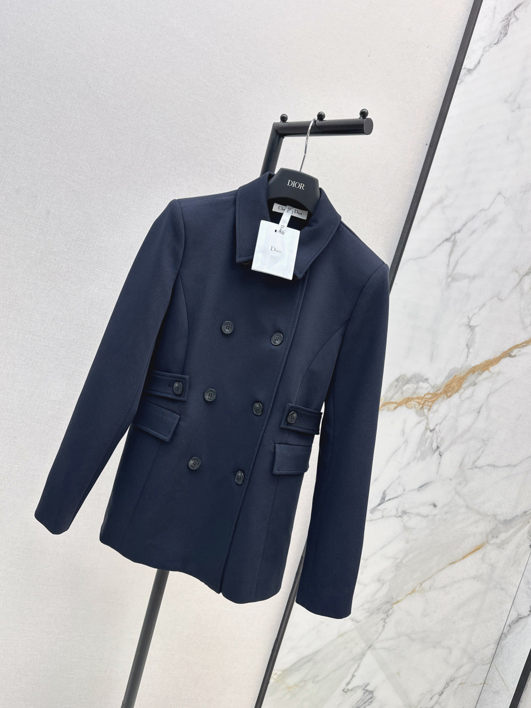 CD 25fw lapel jacket