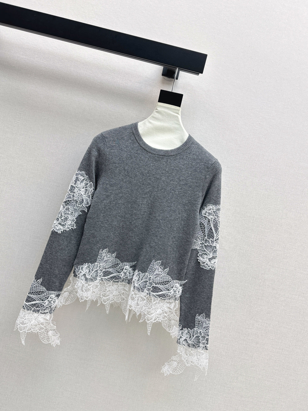 Es 25fw lace sweater