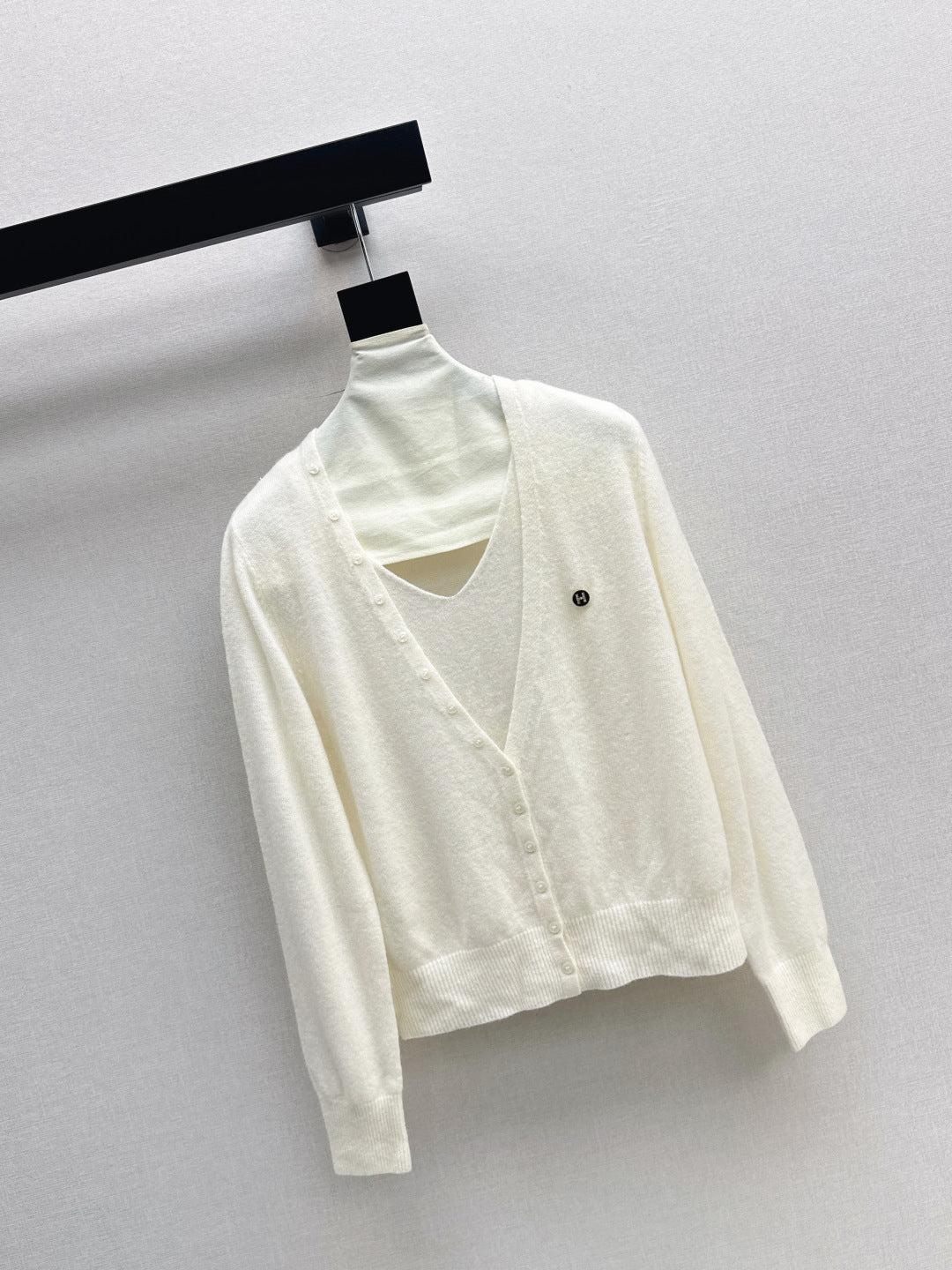 Herm 25fw knitted cardigan
