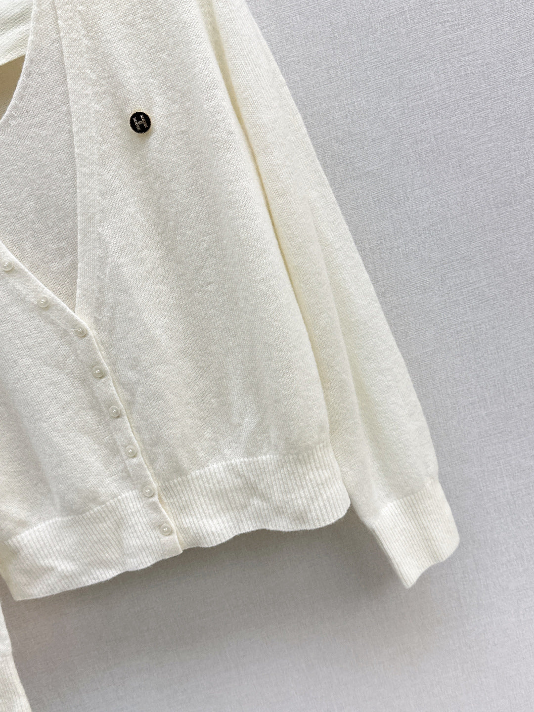 Herm 25fw knitted cardigan