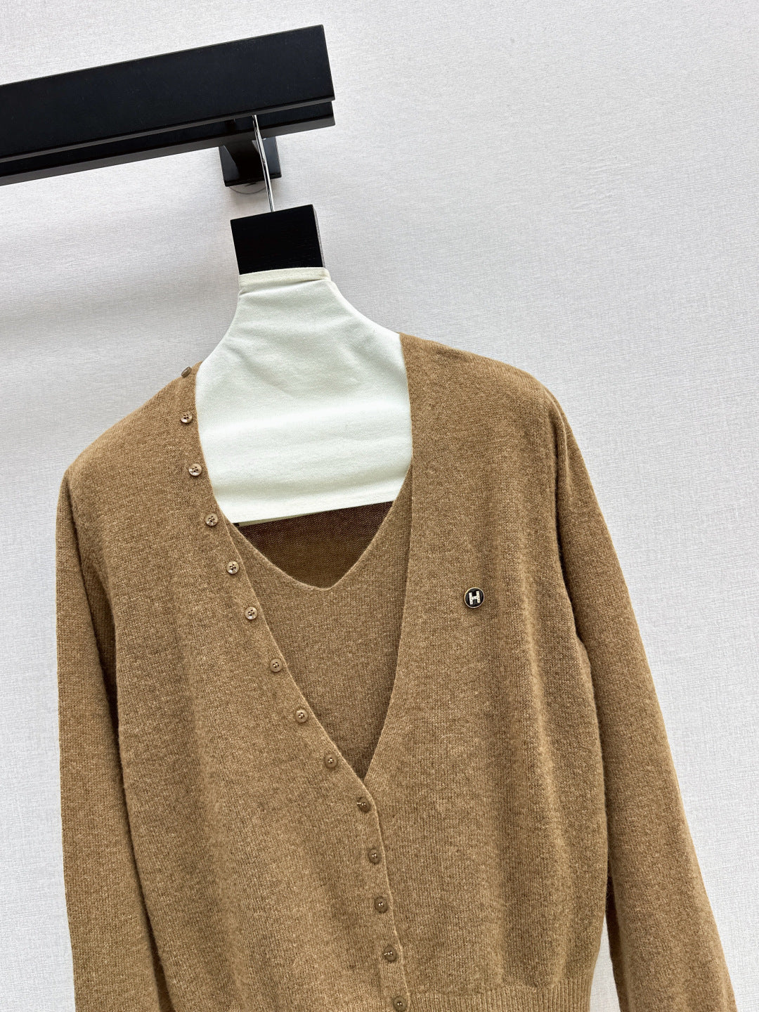 Herm 25fw knitted cardigan