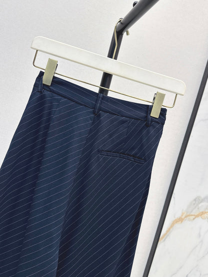 Loe 25fw pleated pants