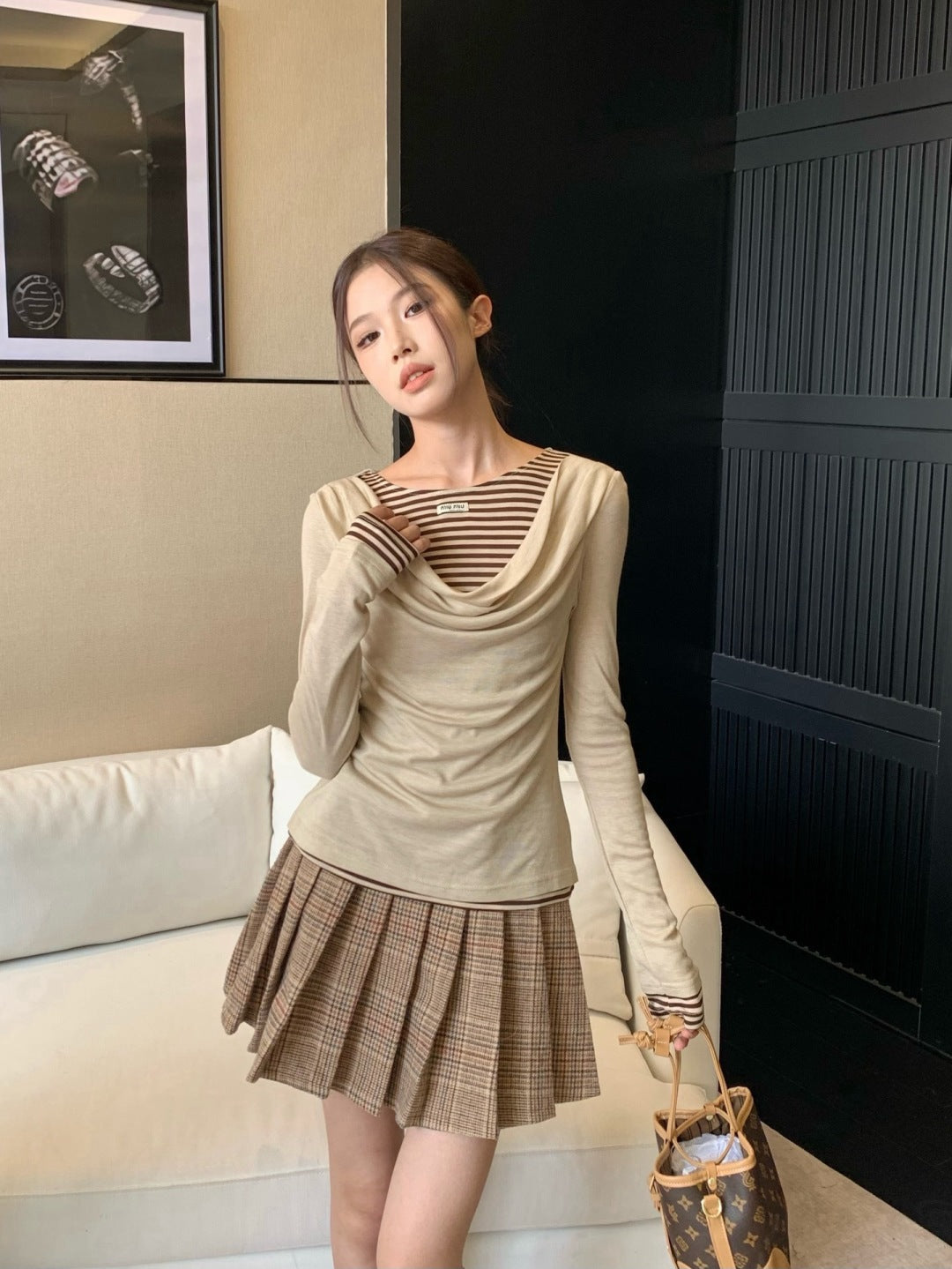 Miu 25fw off-shoulder shirt