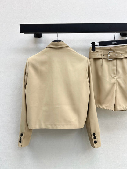 CD 25fw embroidered suit