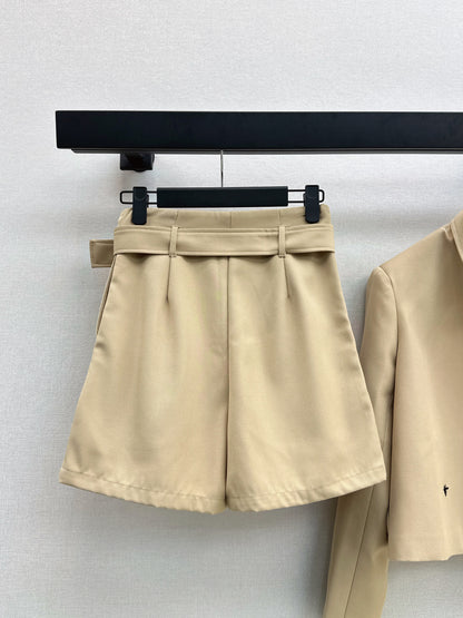 CD 25fw embroidered suit