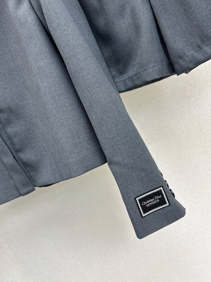 CD 25fw embroidered suit