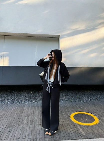 CD 25fw scarf suit