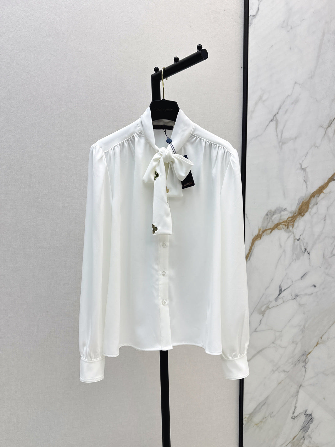 Louis 25fw shirt