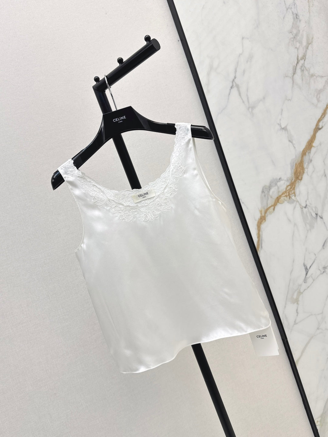 Celi 25fw silk vest