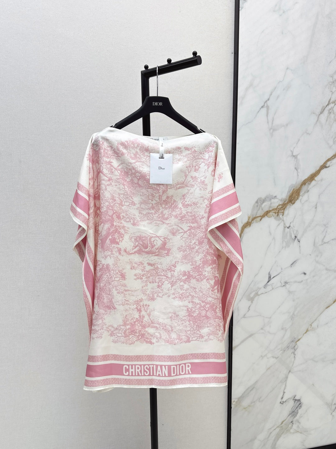 CD 25fw silk cape dress