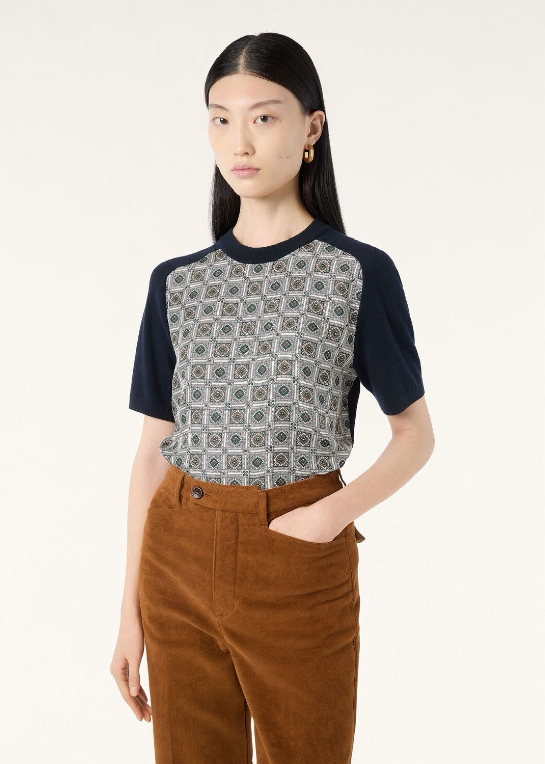 Loro 25fw knitted sweater
