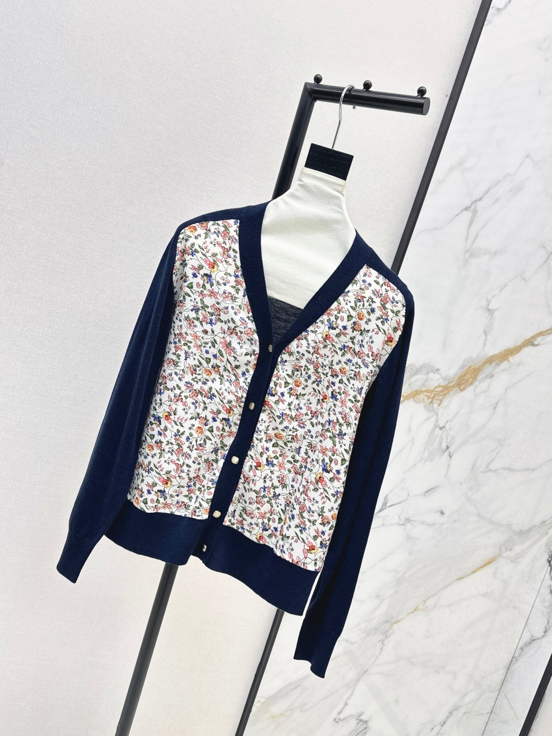 Loro 25fw knitted cardigan