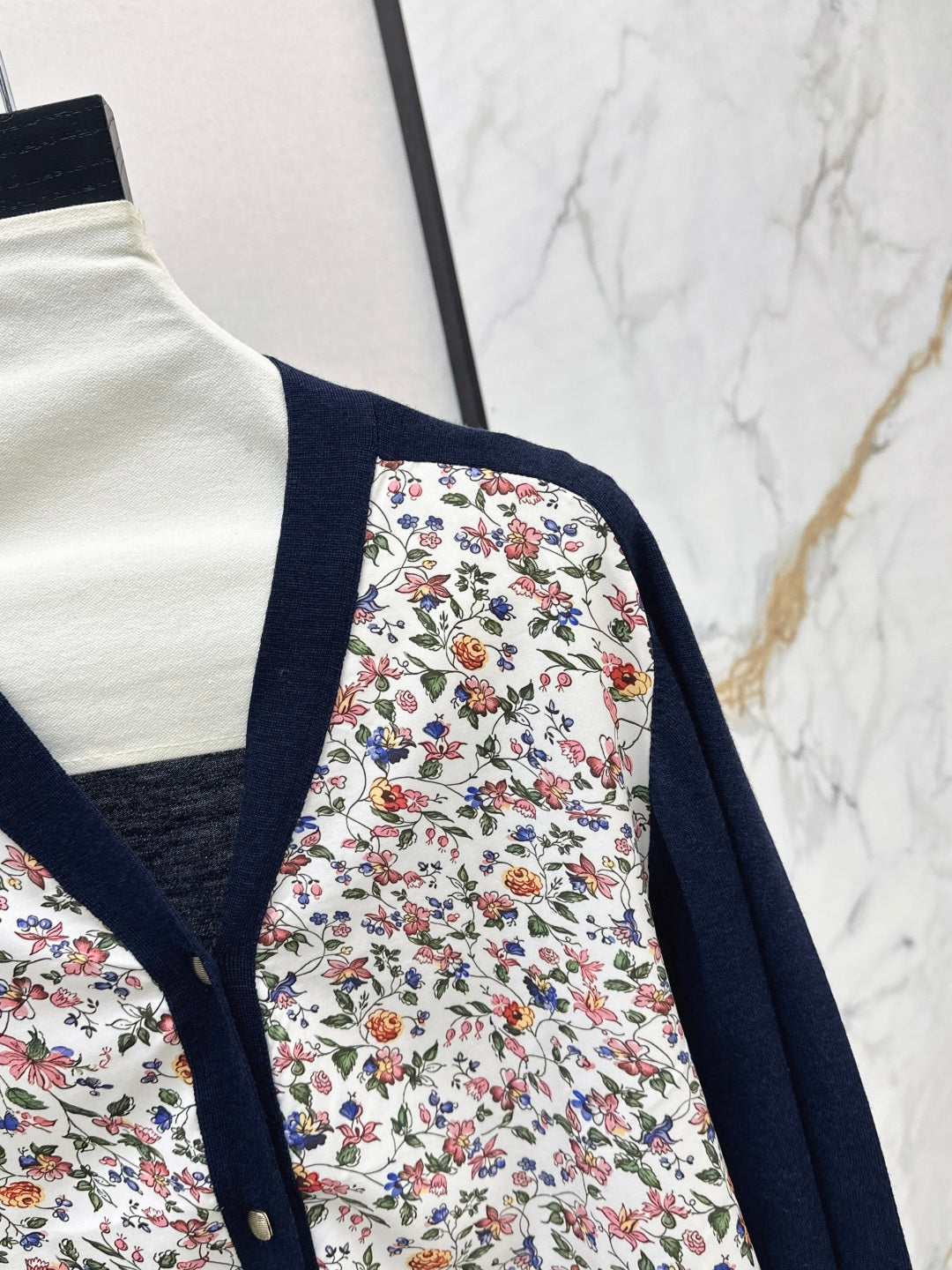 Loro 25fw knitted cardigan