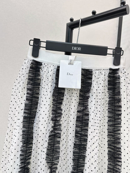 CD 25fw skirt