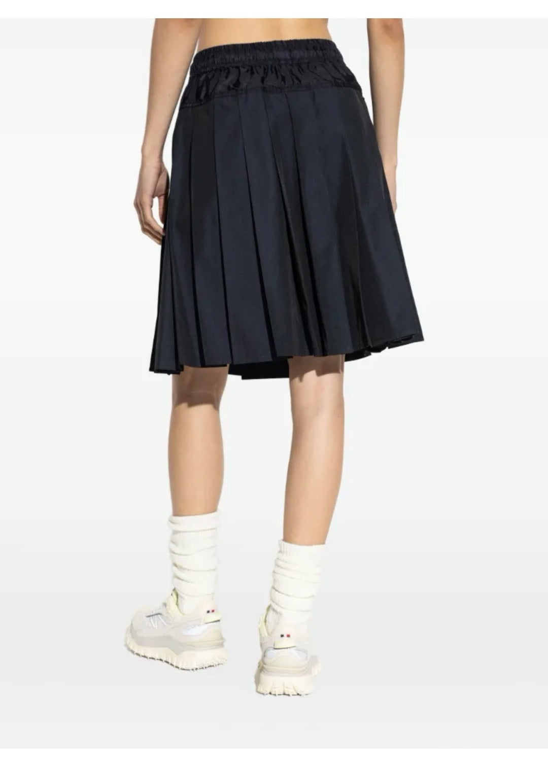 Monc 25fw pleated skirt