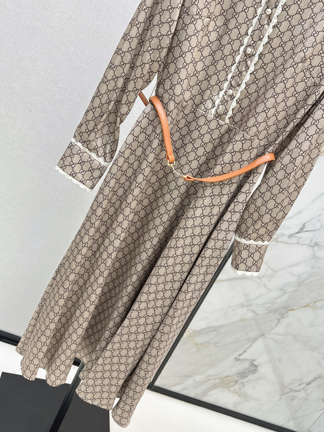 Guc 25fw lace dress