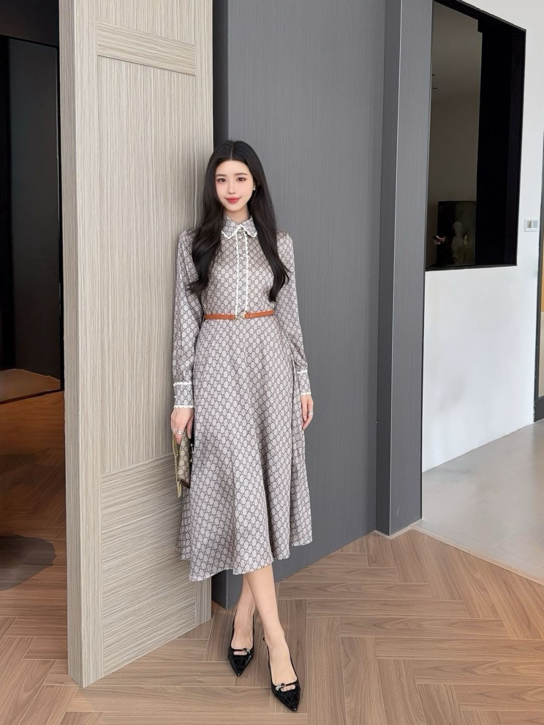 Guc 25fw lace dress