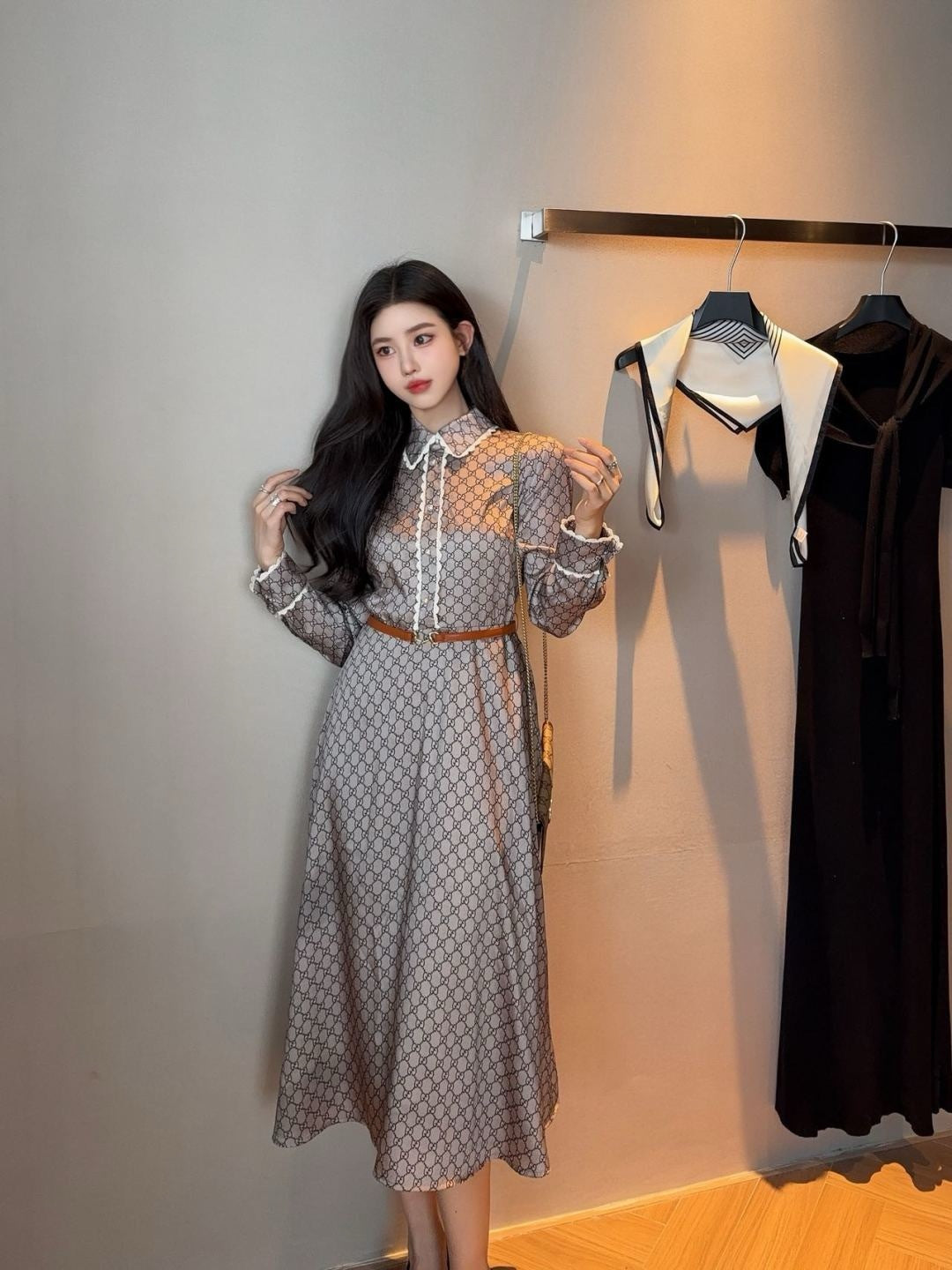 Guc 25fw lace dress