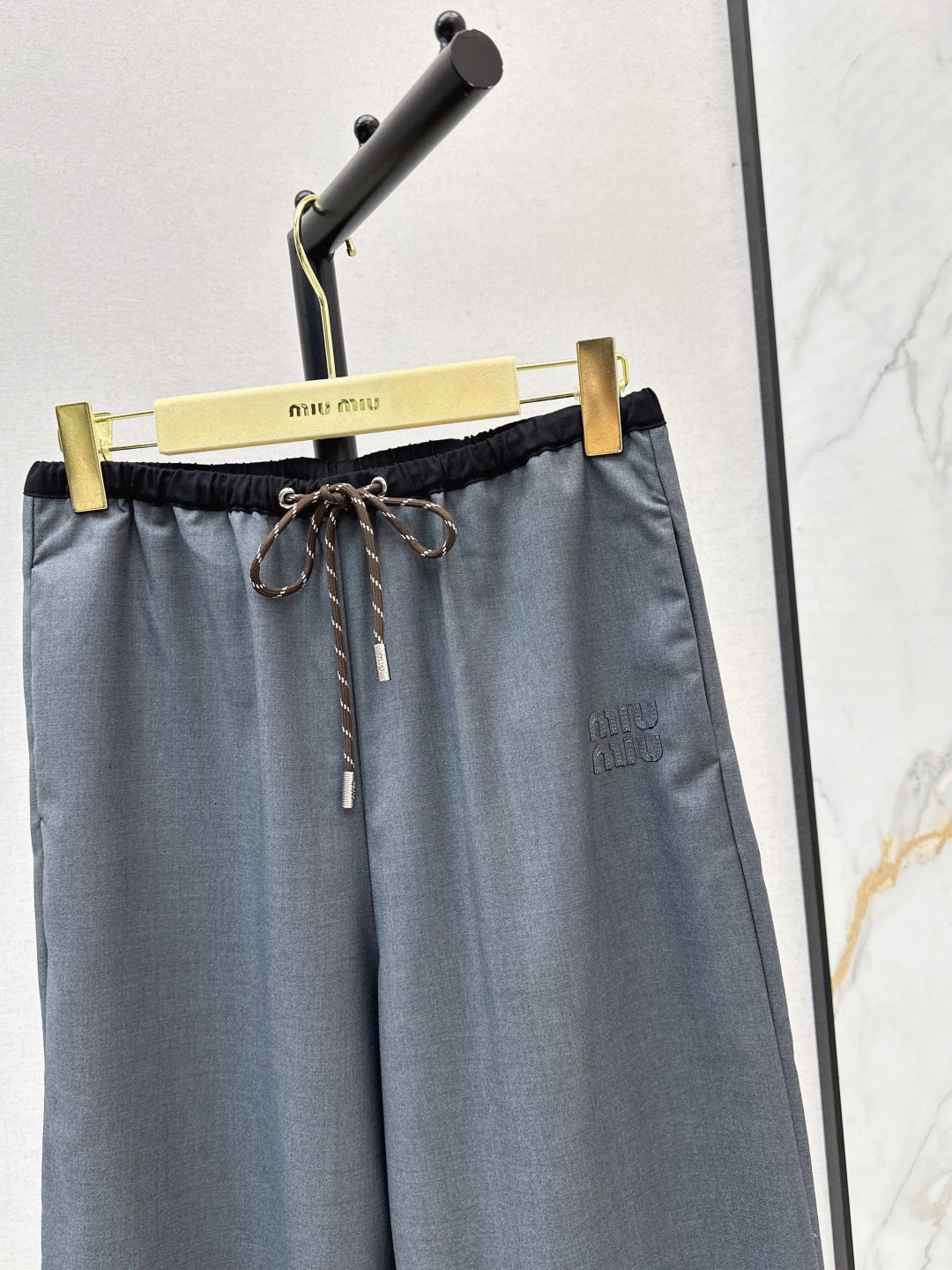 Miu 25fw drawstring pants
