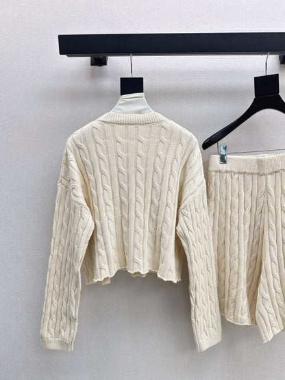 Max 25fw knitted suit