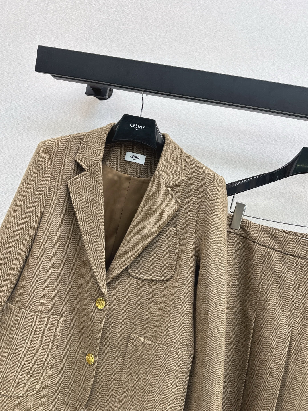 Celi 25fw suit