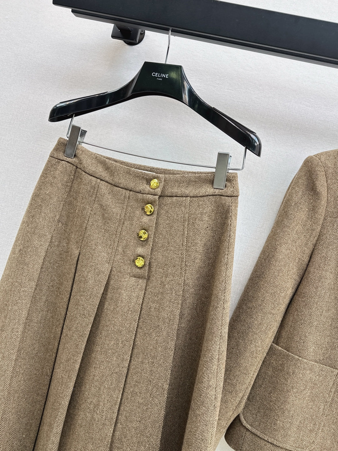 Celi 25fw suit