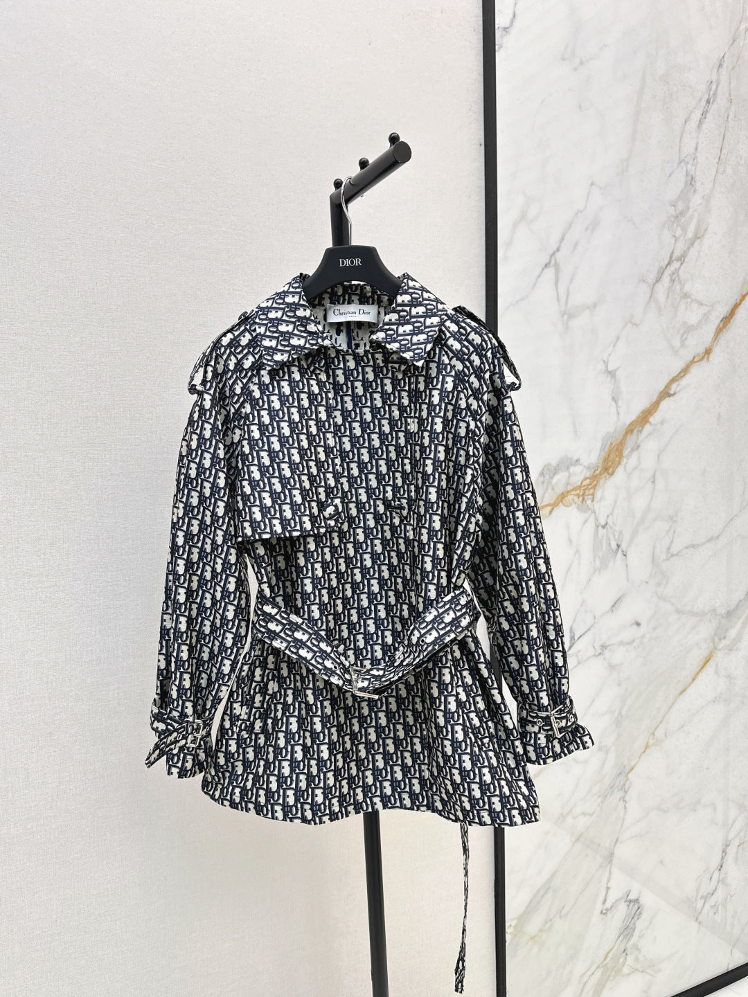 CD 25fw jacquard coat