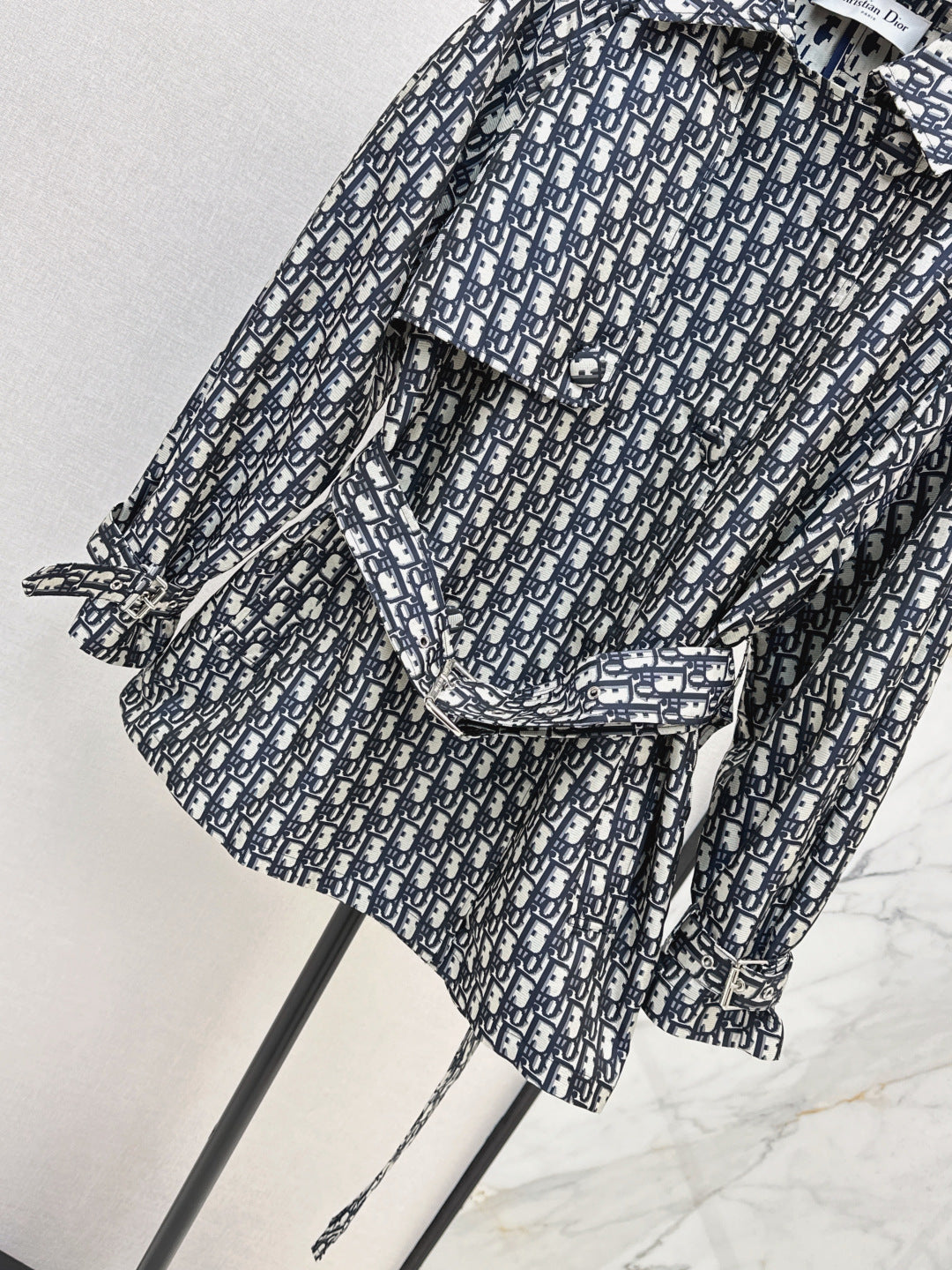 CD 25fw jacquard coat