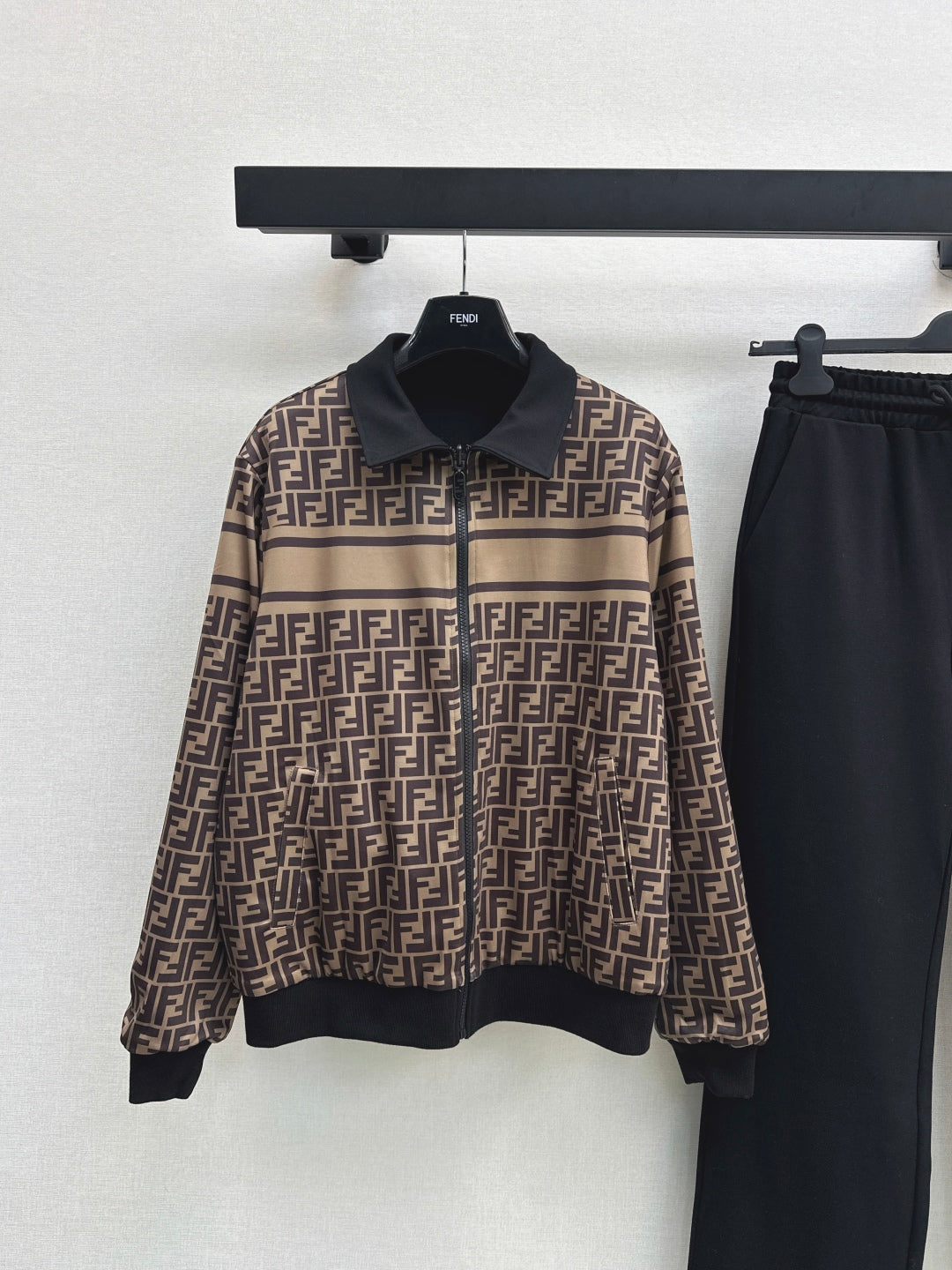 Fend 25fw reversible tracksuit