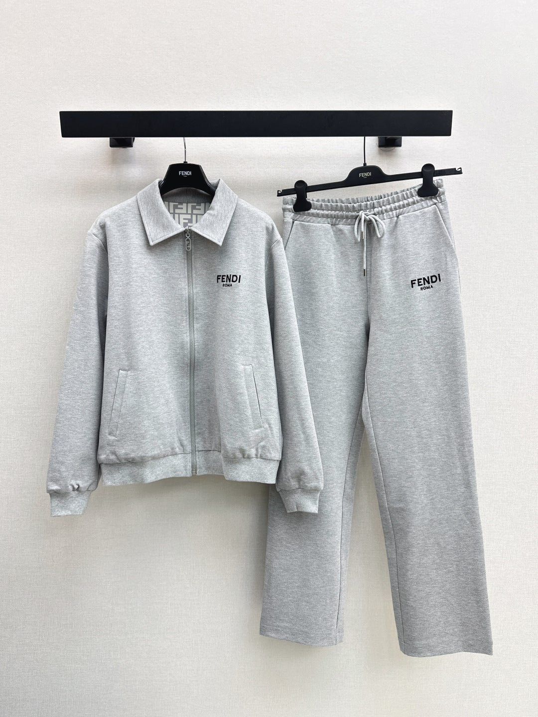 Fend 25fw reversible tracksuit