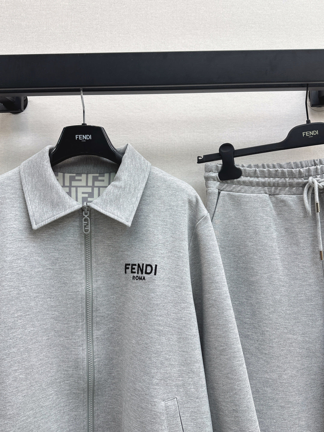 Fend 25fw reversible tracksuit