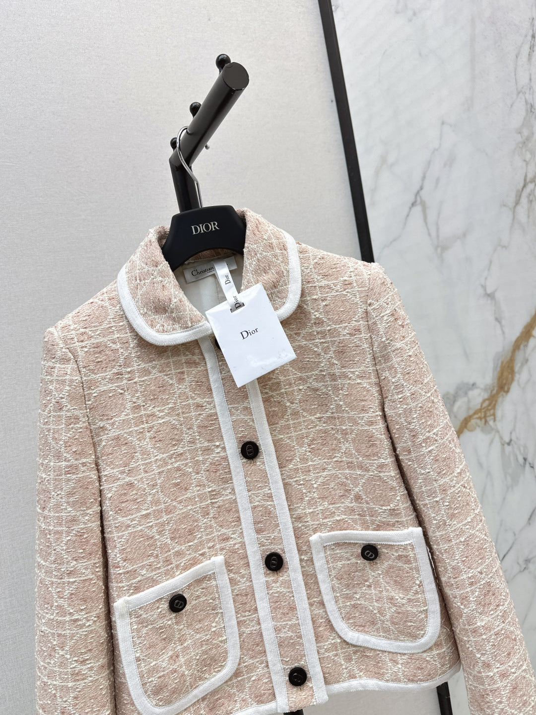CD 25fw Miss D jacket